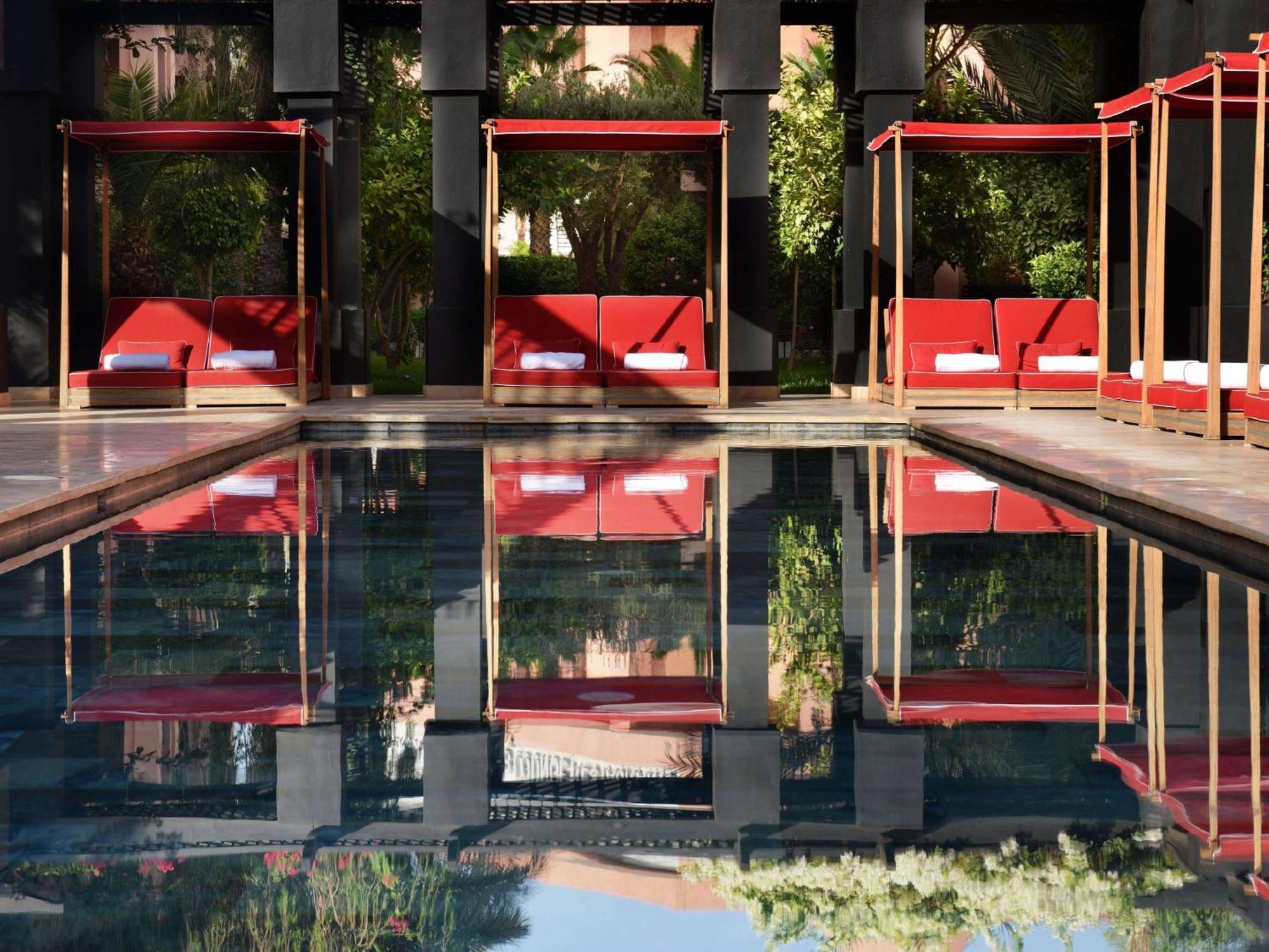 Moevenpick Hotel Mansour Eddahbi Marrakech Марракеш Экстерьер фото The pool at the Mandarin Oriental, Munich