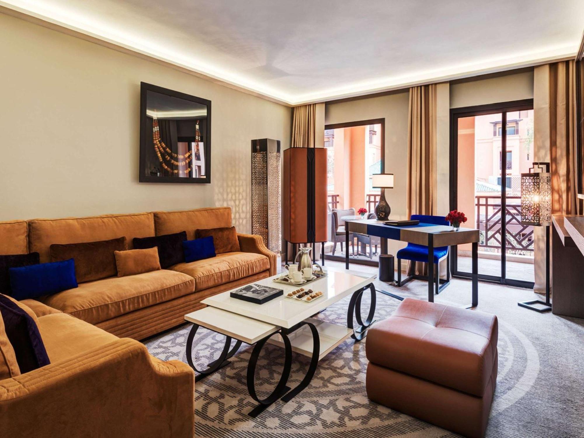 Moevenpick Hotel Mansour Eddahbi Marrakech Марракеш Экстерьер фото A suite at the Four Seasons Hotel, Marrakech